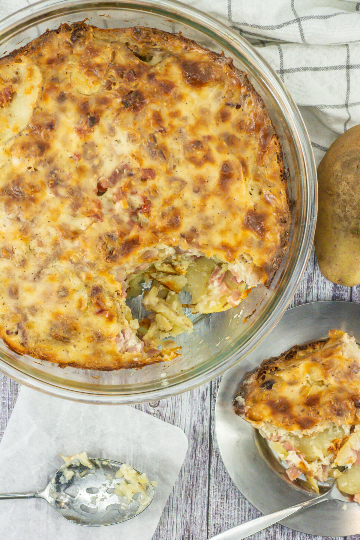 Scalloped potatoes with ham